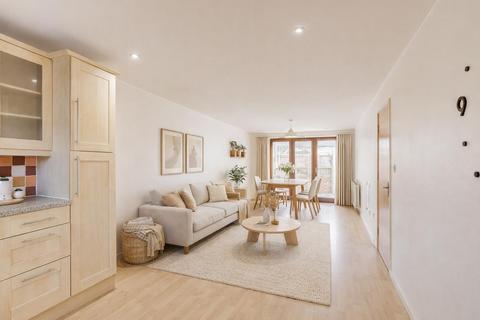 undefined, Valley Court, Carlton NG4
