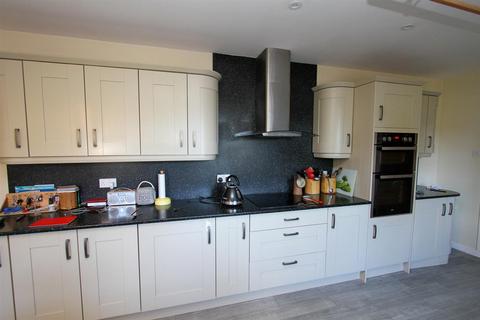 4 bedroom farm house to rent, The Farmhouse, Barmoor South Farm, Berwick-Upon-Tweed