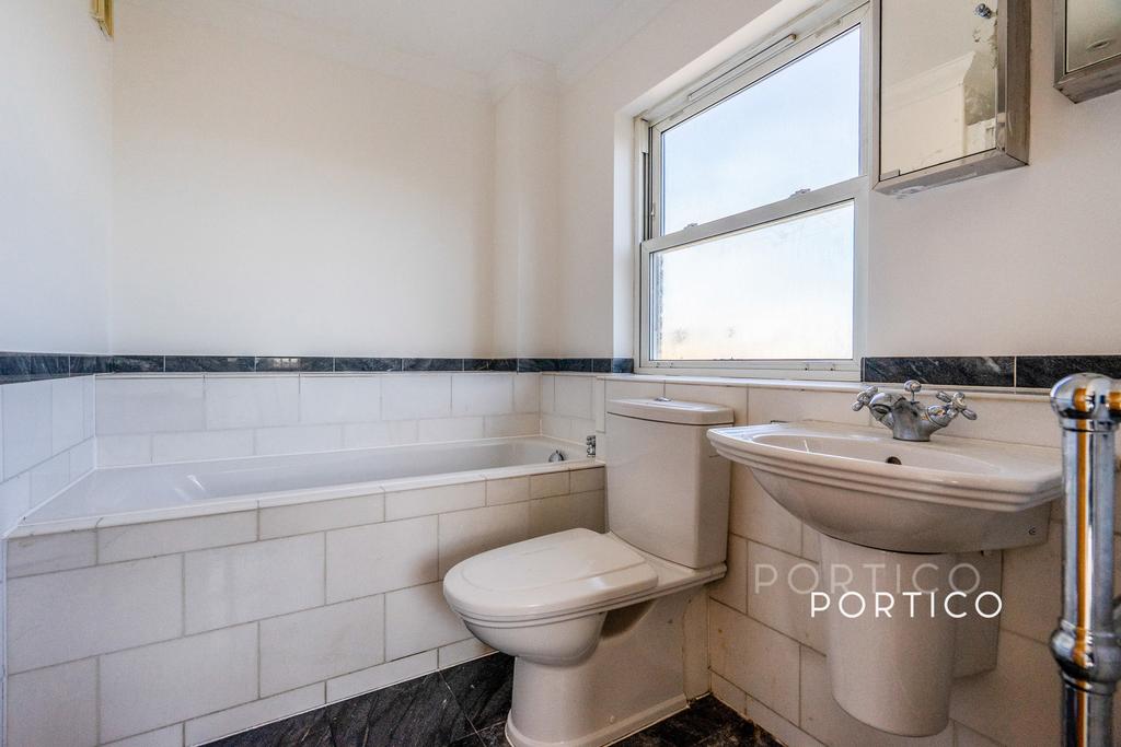 Ensuite Bathroom