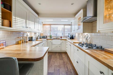 4 bedroom detached house for sale, The Stile, Heath And Reach, Leighton Buzzard