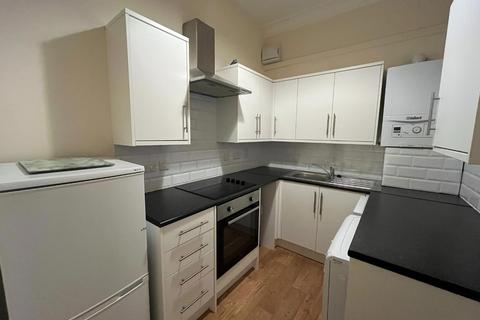 2 bedroom apartment to rent, Falmouth