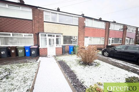 3 bedroom terraced house to rent, Heys Avenue, Manchester M27