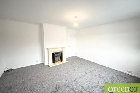 3 bedroom terraced house to rent, Heys Avenue, Manchester M27