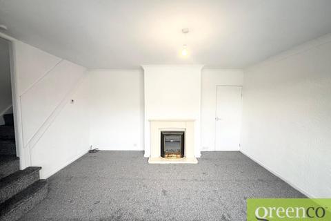 3 bedroom terraced house to rent, Heys Avenue, Manchester M27