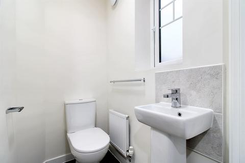 undefined, Guy Drive, Gedling, Nottingham, NG4 4NH