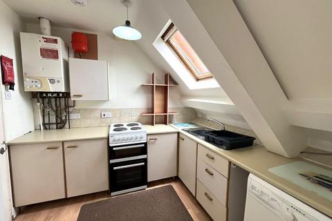 3 bedroom apartment to rent, Falmouth