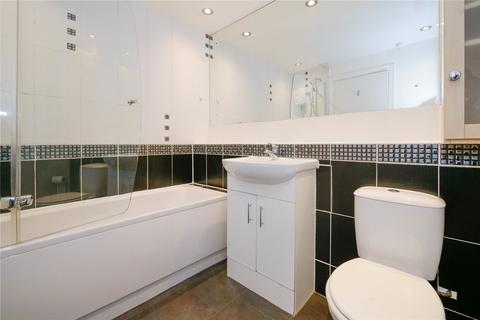 2 bedroom flat to rent, Ridgewood Close, Shipley BD17
