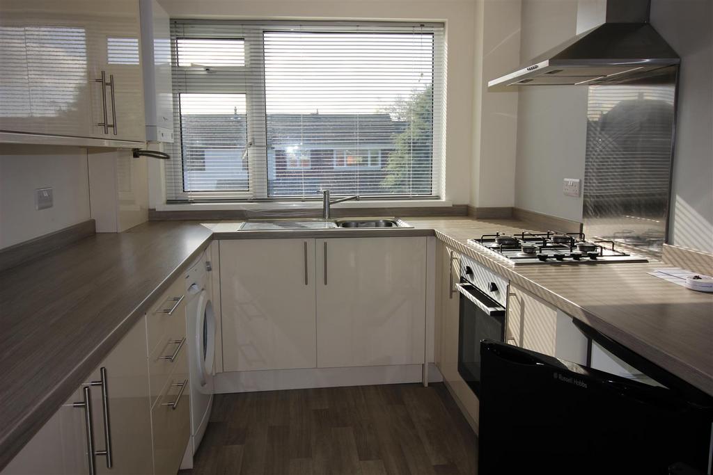 22 Scott Close Kitchen AD.JPG