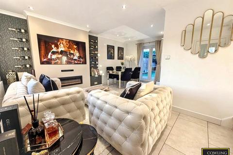 undefined, Pound Lane Central, Laindon, Basildon