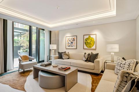 3 bedroom flat to rent, Basil Street, London, SW3