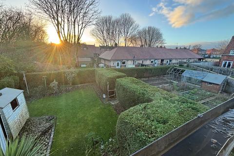 3 bedroom semi-detached house for sale, Firtree Gardens, Whitley Bay, Tyne and Wear, NE25 8XB