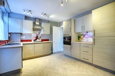 4 bedroom semi-detached house for sale, Church Street, Maidstone, ME14