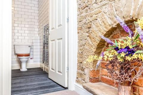 1 bedroom end of terrace house to rent, Gate House Court, Woodlesford, Leeds, UK, LS26