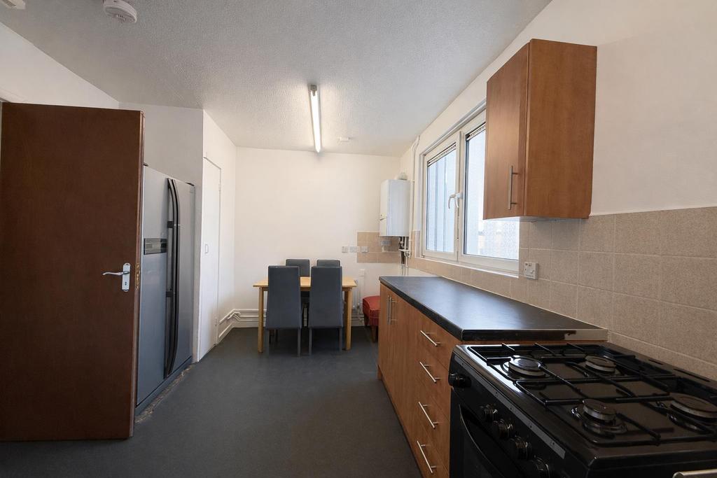 Kitchen 1 .png