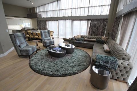 5 bedroom flat to rent, East Drive, Empire House, NW9