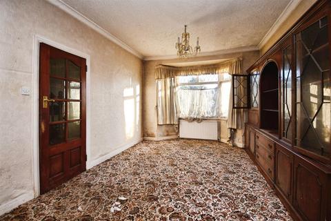 3 bedroom semi-detached house for sale, Rokeby Park, Hull