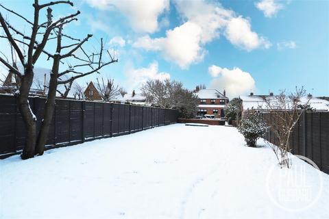 3 bedroom semi-detached house for sale, The Avenue, Pakefield, NR33