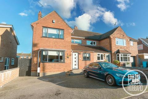 3 bedroom semi-detached house for sale, The Avenue, Pakefield, NR33