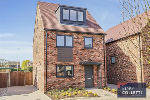 Fourfields Drive, Cheshunt