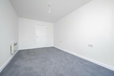 2 bedroom flat to rent, at Market Quarter, 102, 45 Bernard Street SO14