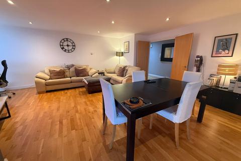 2 bedroom apartment to rent, 100 Kingsway, London, N12