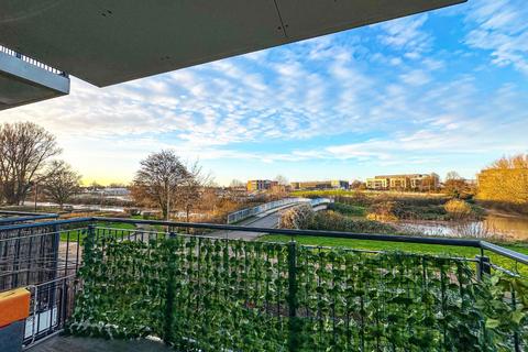2 bedroom apartment for sale, Waters Edge, Youngman Place, Taunton, Somerset - NO CHAIN!