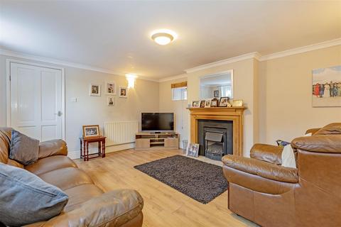 3 bedroom detached house for sale, Main Road, Bamford, Hope Valley