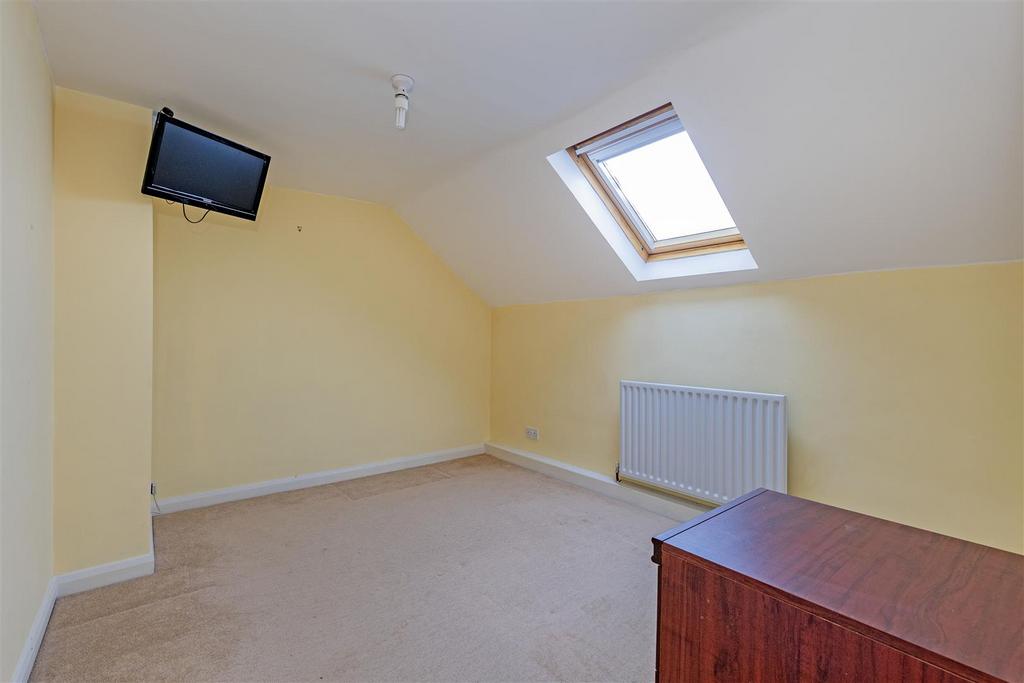 Bedroom 3-1.jpg
