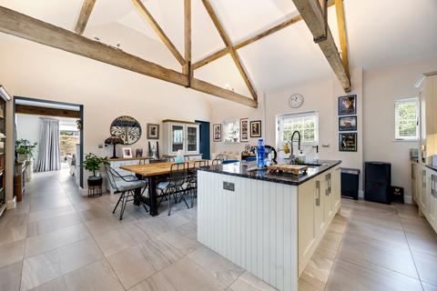 3 bedroom terraced house for sale, Malthouse Lane, Horley RH6