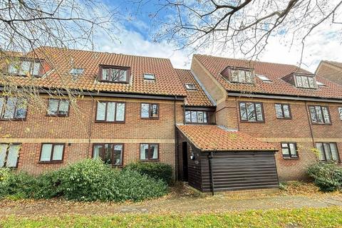 undefined, Armstrong Close, Newmarket