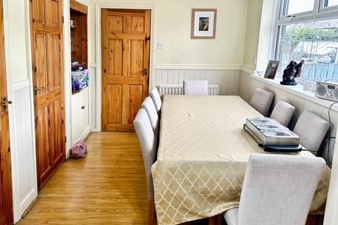 3 bedroom semi-detached house for sale, Goathland Avenue, Benton, Newcastle upon Tyne, NE12