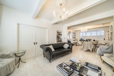 5 bedroom terraced house for sale, Briar Avenue, London SW16