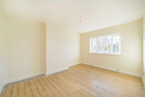 3 bedroom house for sale, The Chase, London SW16