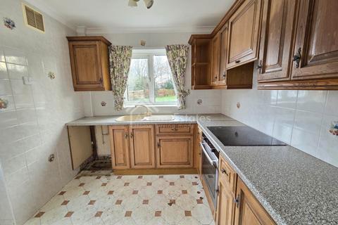 3 bedroom semi-detached house for sale, Highfield Mount, Dewsbury