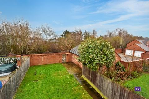 3 bedroom terraced house for sale, Butts Green, Kingswood WA5