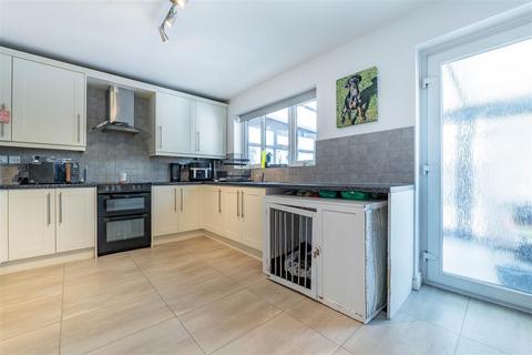 3 bedroom semi-detached house for sale, Carloway Avenue, Fulwood, Preston