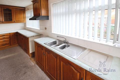 3 bedroom semi-detached house for sale, Park Grove, Leeds LS26
