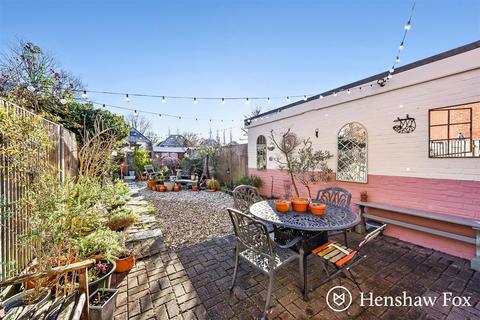2 bedroom terraced house for sale, Winchester Road, Romsey Town Centre, Hampshire