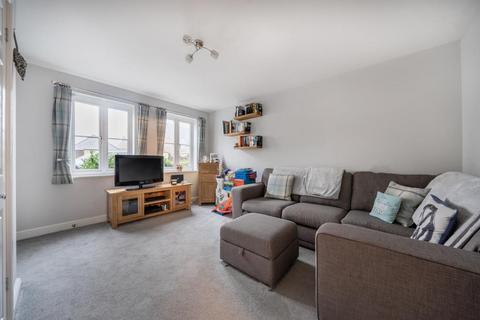 undefined, Carterton,  Oxfordshire,  OX18