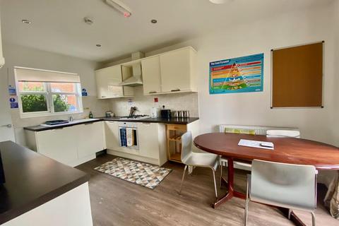 3 bedroom semi-detached house for sale, Hornbeam Road, Hampton Hargate, Peterborough