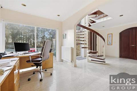 6 bedroom detached house for sale, Harlow Common, Harlow