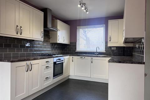 undefined, 8 Medworth