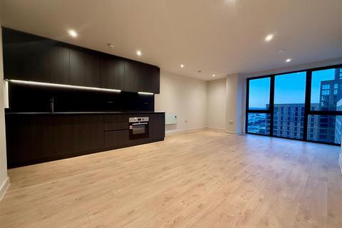 1 bedroom apartment to rent, Waterhouse Gardens, Manchester