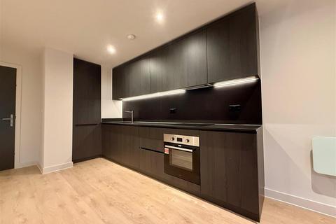 1 bedroom apartment to rent, Waterhouse Gardens, Manchester