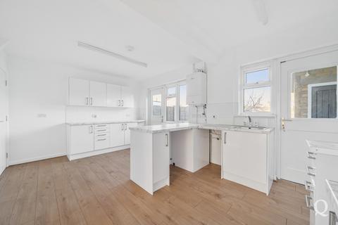 2 bedroom terraced house for sale, Cambridge Road, Sittingbourne, Kent, ME10