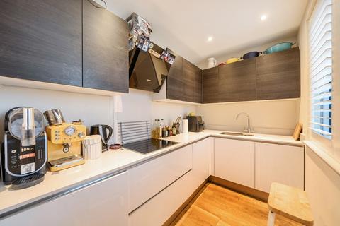 1 bedroom apartment for sale, Crystal Palace Road, London