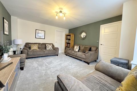3 bedroom detached house for sale, Emmerson Spur, Methley, Leeds