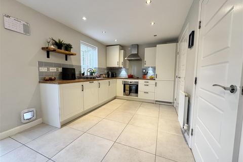 3 bedroom detached house for sale, Emmerson Spur, Methley, Leeds