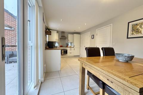 3 bedroom detached house for sale, Emmerson Spur, Methley, Leeds