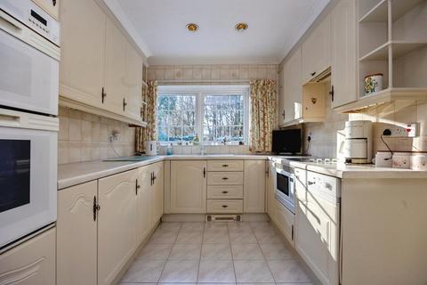 3 bedroom detached house for sale, Bridle Close, Hindhead GU26